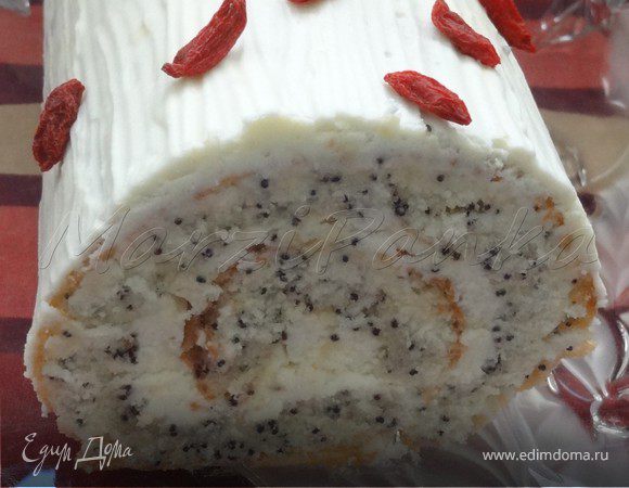 Цитрусово-маковый бисквитный рулет Цитрусово-маковый бисквитный рулет