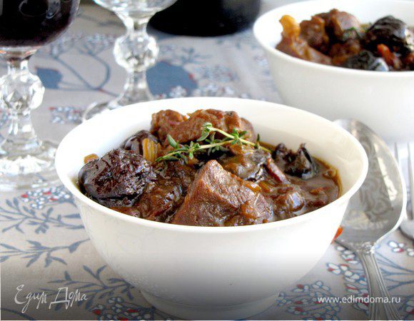 Баранина в пиве с пряными сливами Баранина в пиве с пряными сливами