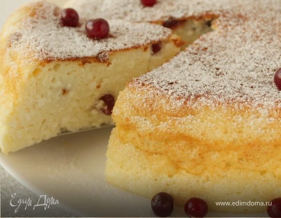 Творожный пирог с клюквой в мультиварке 