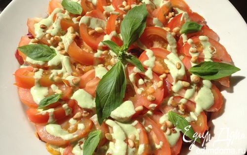 Рецепт Салат с персиками и помидорами