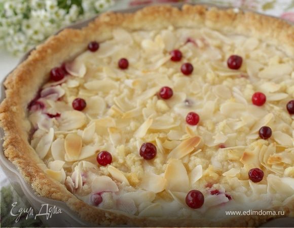 Тарт с рикоттой и брусникой