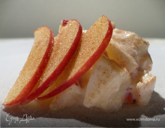 Творожный крем с яблоком и корицей Творожный крем с яблоком и корицей