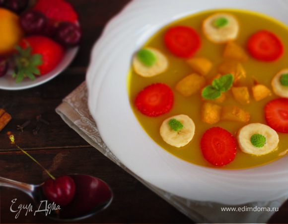 Фруктово-ягодный холодный суп