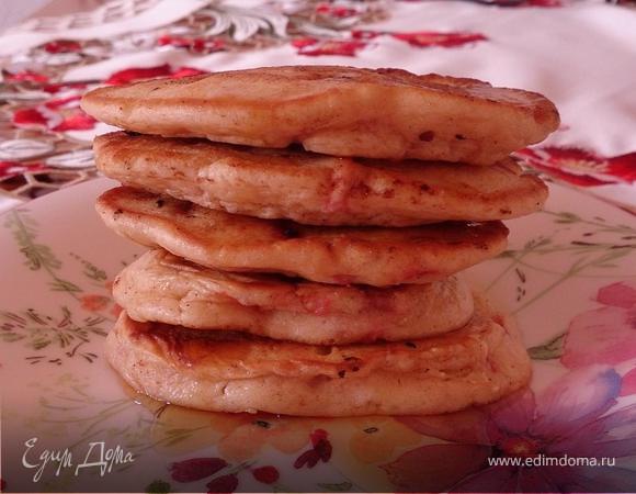 Клубничные оладьи Клубничные оладьи