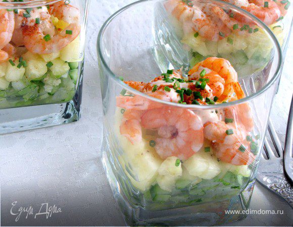 Салат-коктейль с креветками и ананасом Салат-коктейль с креветками и ананасом