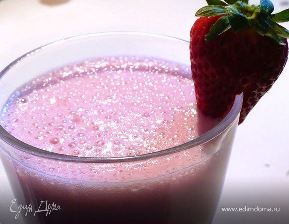 Самый быстрый клубничный коктейль Самый быстрый клубничный коктейль