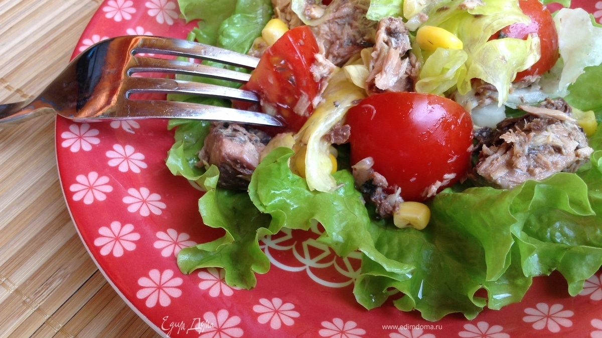 Испанский салат с тунцом