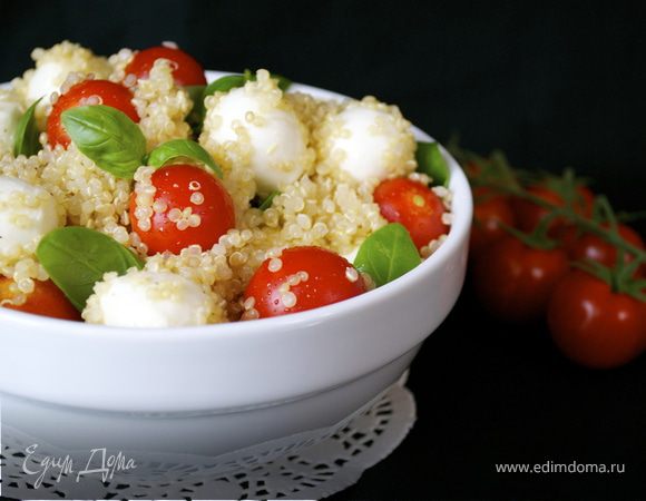 Салат с киноа "Триколор"