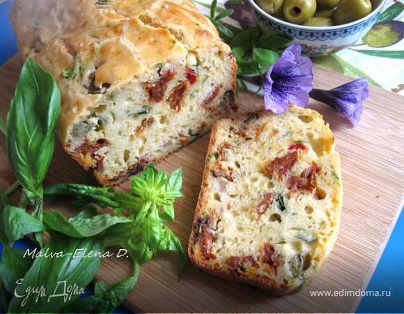 Кекс закусочный с вялеными помидорами, оливками и шпинатом Кекс закусочный с вялеными помидорами, оливками и шпинатом