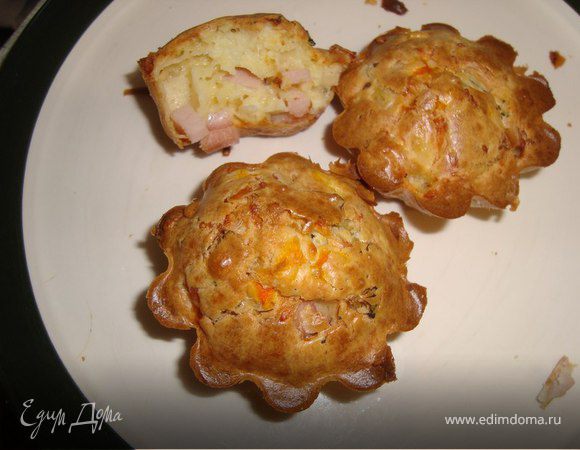 Овощные маффины с ветчиной