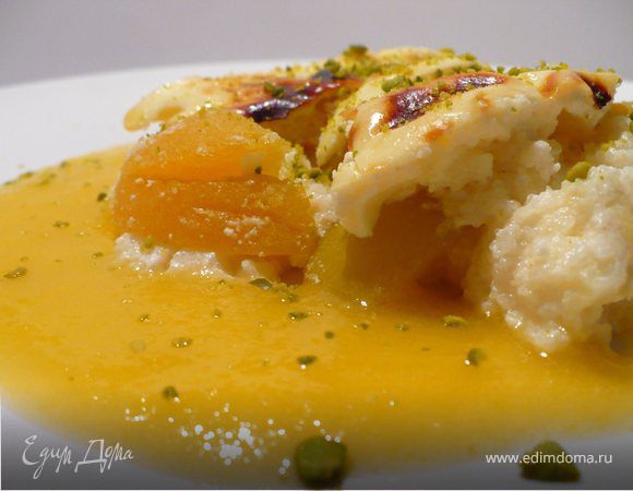 Запеканка из манных облачков с абрикосами и фисташками 