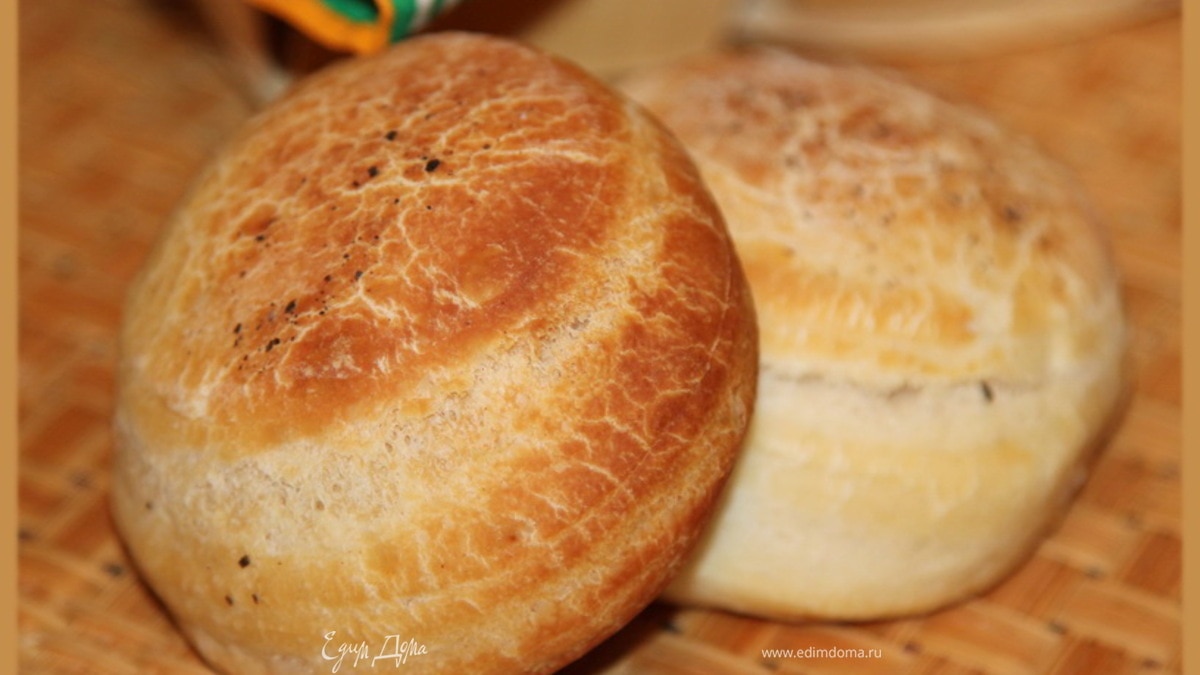 Постные слоеные булочки