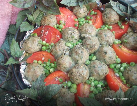 Печеные овощи с мясными тефтелями Печеные овощи с мясными тефтелями