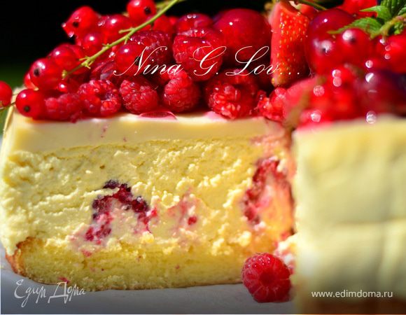Творожный торт-мусс с ягодами в белом шоколаде