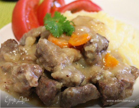 Говядина, тушенная с хлебом