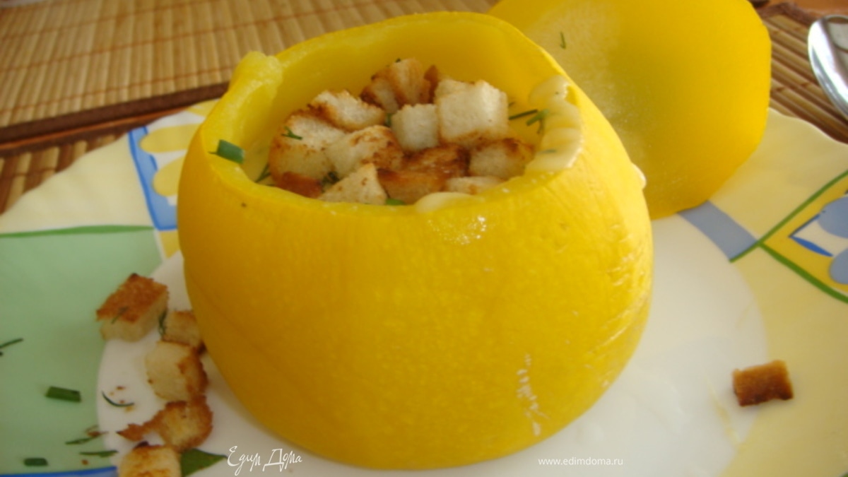 Суп-пюре в съедобном горшочке