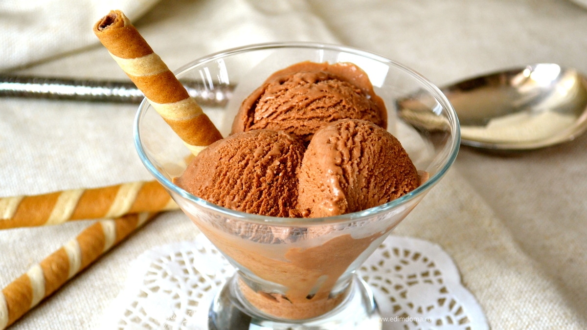 Шоколадное мороженое с черным перцем