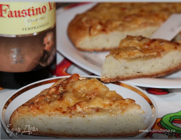 Лепешка с яблоком и сыром