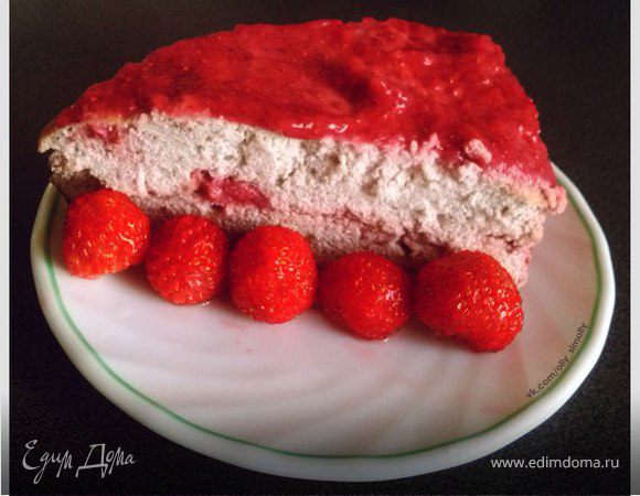 Творожная запеканка с клубникой Творожная запеканка с клубникой