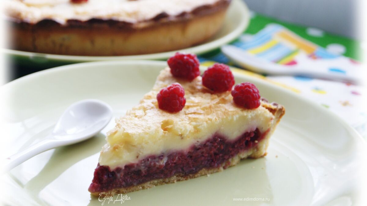 Малиновый тарт со сливочной заливкой