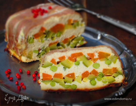 Диетический куриный террин с овощами Диетический куриный террин с овощами