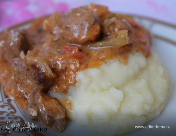 Индейка в томатно-сырном соусе Индейка в томатно-сырном соусе