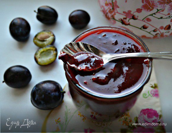 Сливовое варенье с бананом и грецкими орехами Сливовое варенье с бананом и грецкими орехами