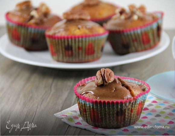 Маффины с абрикосами, орехами пекан и коричной помадкой Маффины с абрикосами, орехами пекан и коричной помадкой
