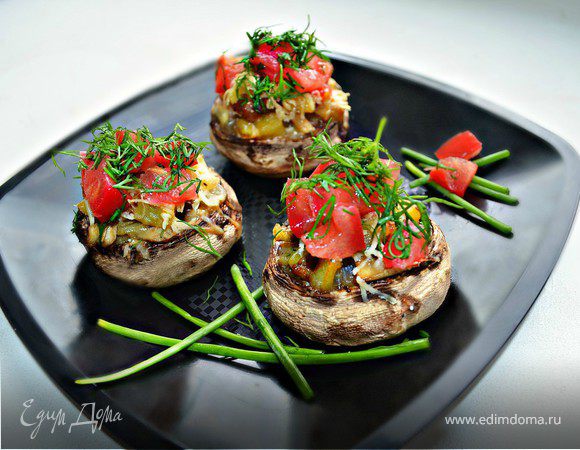 Запеченные фаршированные шампиньоны Запеченные фаршированные шампиньоны