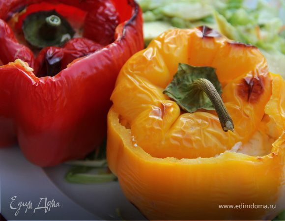 Перцы, фаршированные вялеными томатами и рикоттой Перцы, фаршированные вялеными томатами и рикоттой