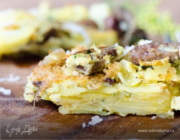 Тортилья с картофелем, белыми грибами и свиной колбаской