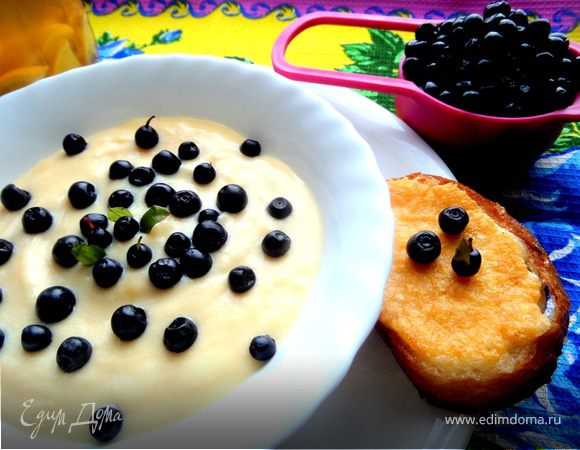 Крем-десерт с черникой