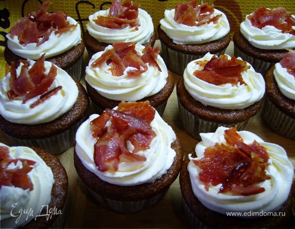 Капкейки из картофеля с кленовой глазурью и беконом Капкейки из картофеля с кленовой глазурью и беконом