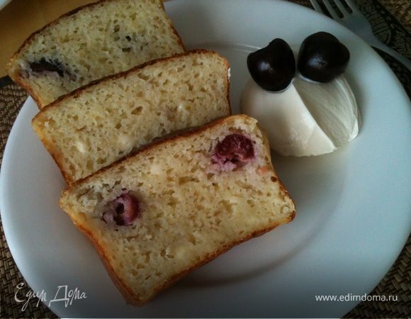 Запеканка творожная с черешней Запеканка творожная с черешней