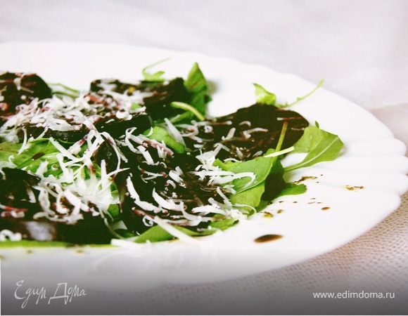 Салат со свеклой и руколой