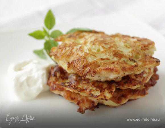 Оладьи с кабачком и курицей Оладьи с кабачком и курицей