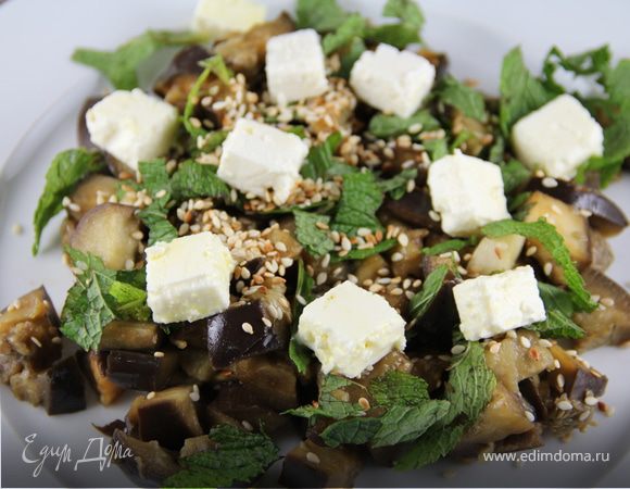 Баклажаны с мятой и чесночной заправкой