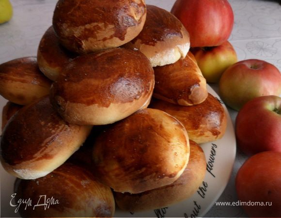Пирожки с яблоками