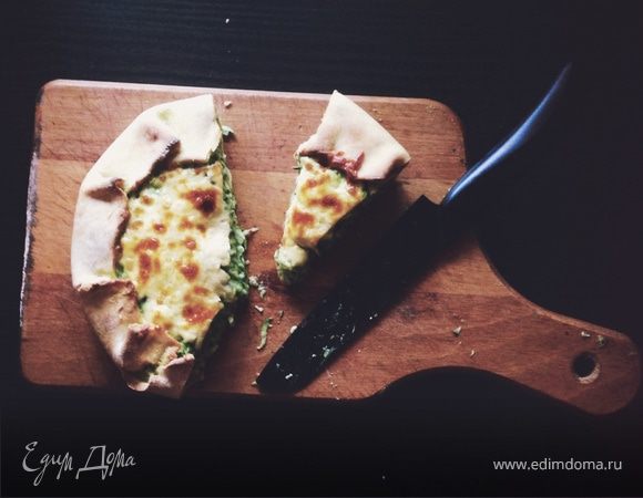 Пирог с цукини и шпинатом Пирог с цукини и шпинатом