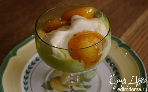 Рецепт Мороженое с карамелизированными абрикосами
