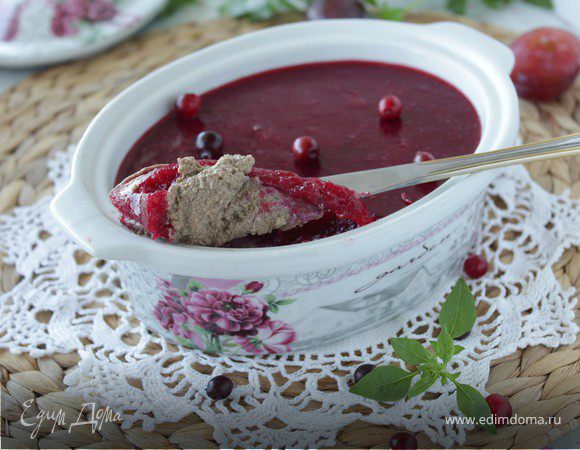 Паштет куриный со сливово-клюквенным желе