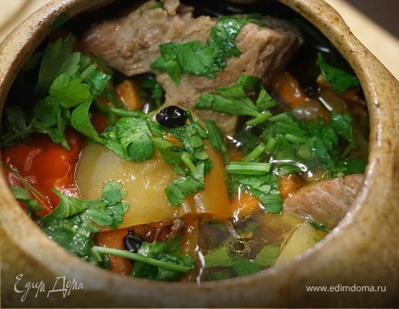 Телятина в горшочке с тмином и барбарисом