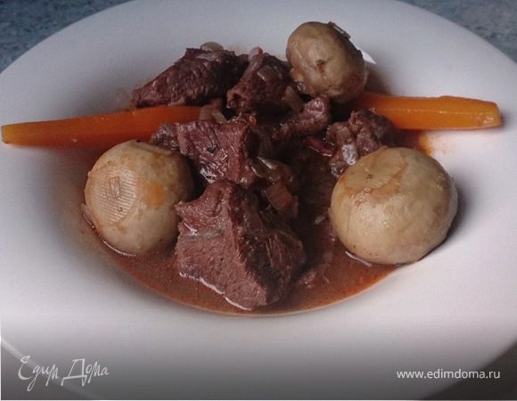 Говядина в винном соусе