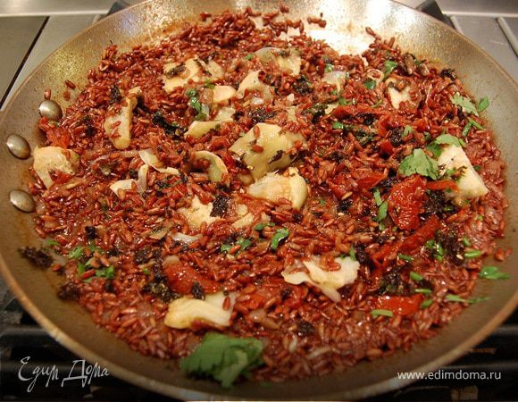 Красный рис с артишоками и кардамоном
