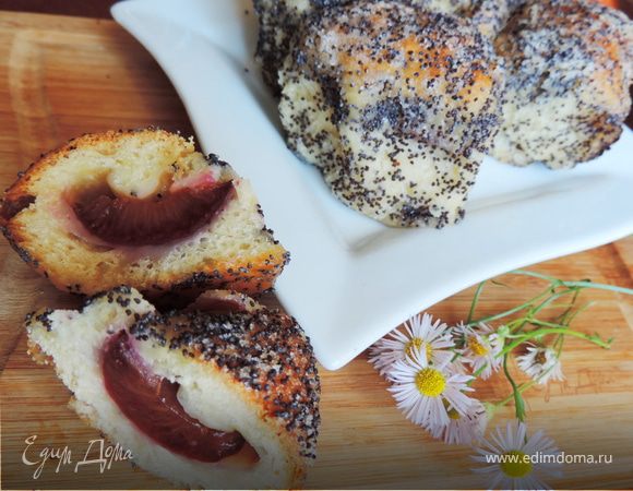 Сливовый пирог "Дружная семейка" Сливовый пирог "Дружная семейка"