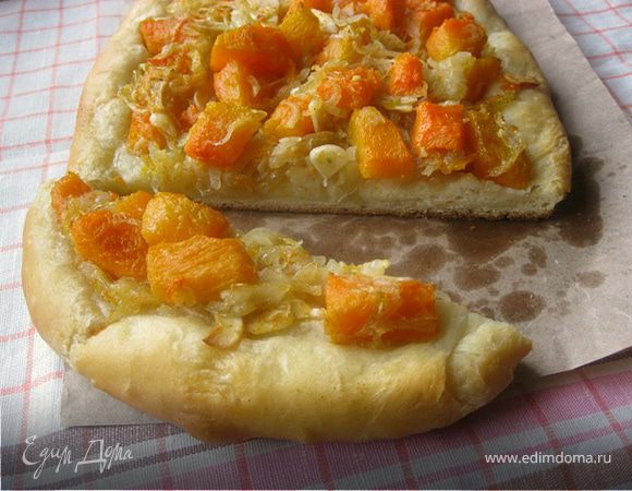 Фокачча с тыквой, чесноком и луком Фокачча с тыквой, чесноком и луком