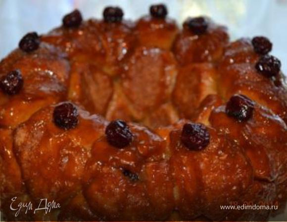 Обезьяний хлеб с вяленой вишней