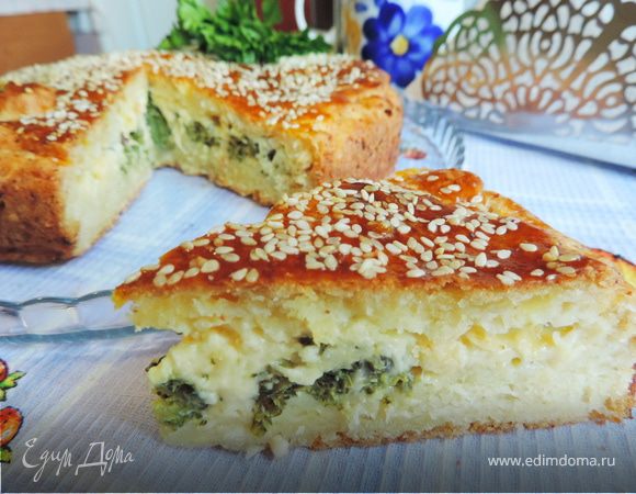 Творожный пирог с брокколи и сырной начинкой