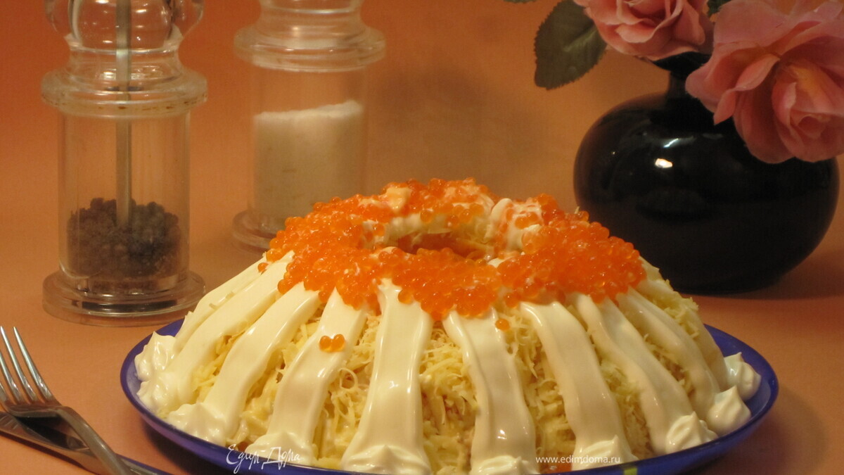 Салат с кальмарами