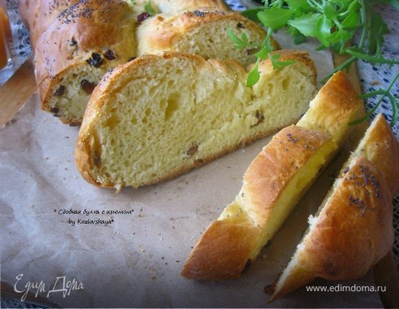 Сдобная булка с изюмом Сдобная булка с изюмом
